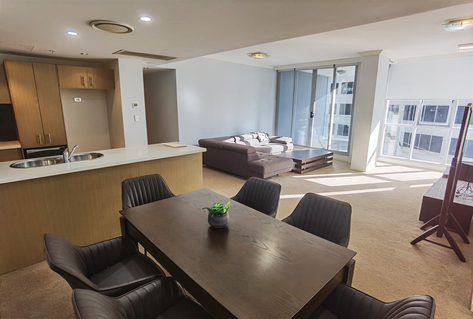 2 bedrooms Apartment / Unit / Flat in 1701/2-4 Cunningham Street HAYMARKET NSW, 2000