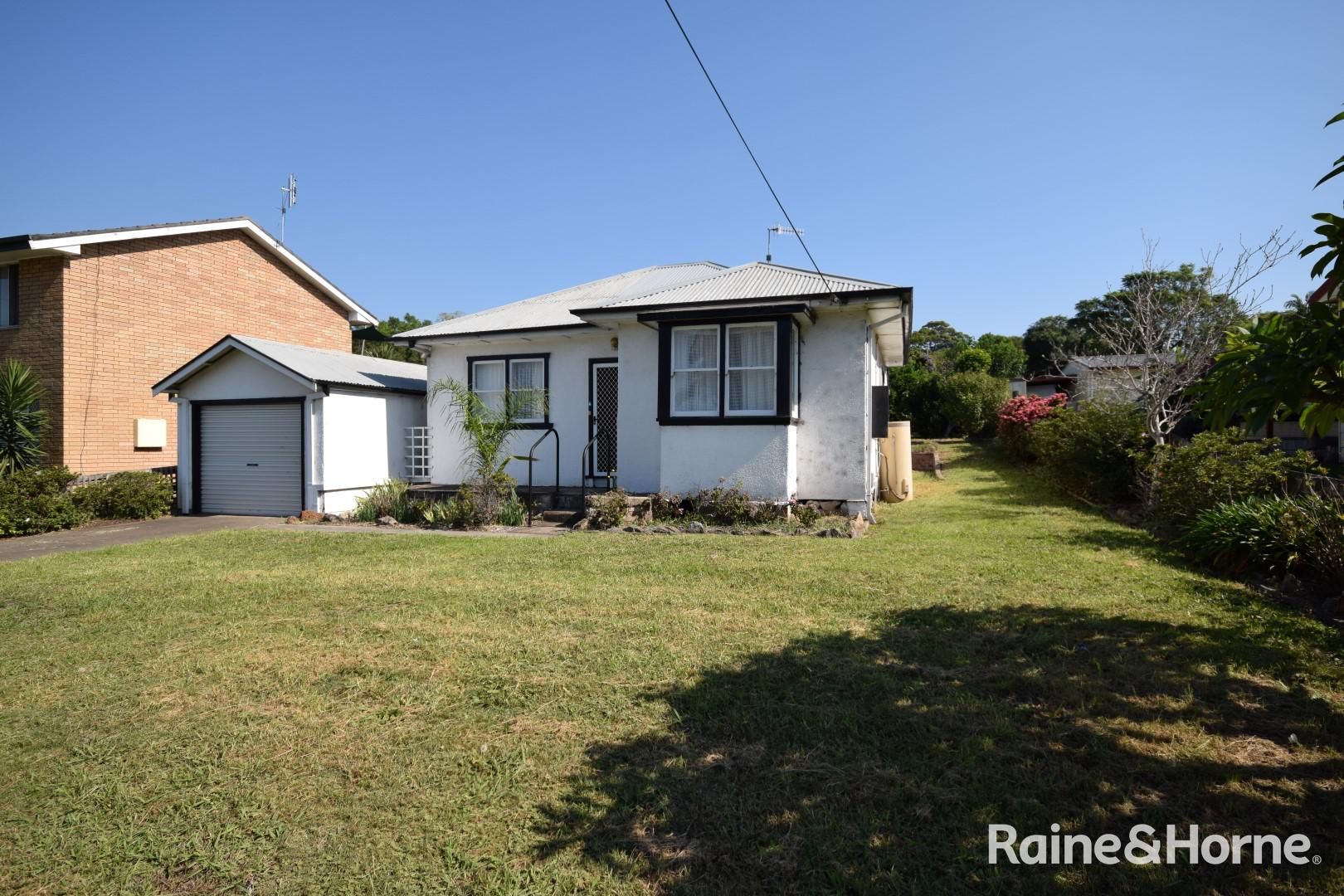137 Meroo Road, Bomaderry NSW 2541