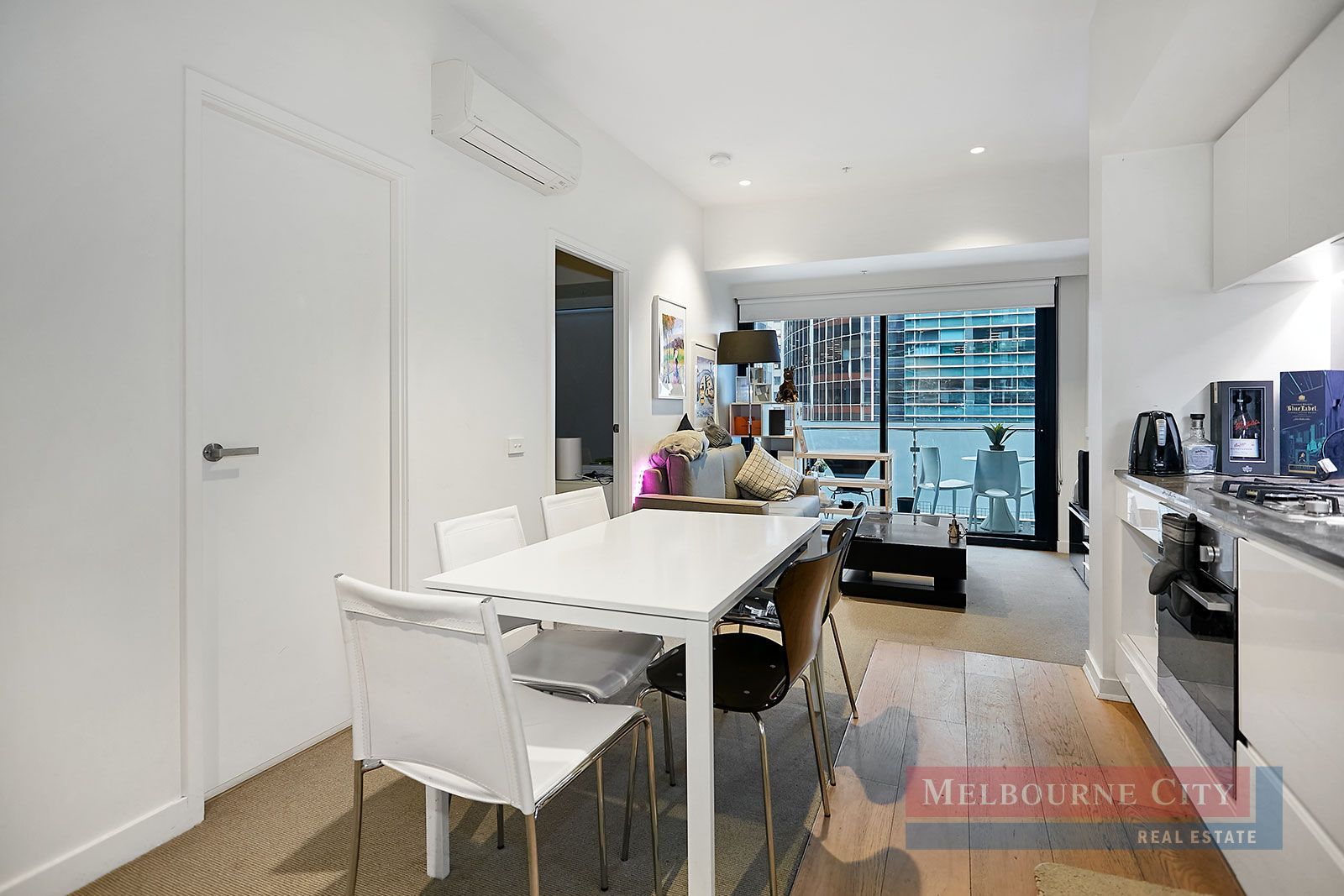 1404/199 William Street, Melbourne VIC 3000, Image 2