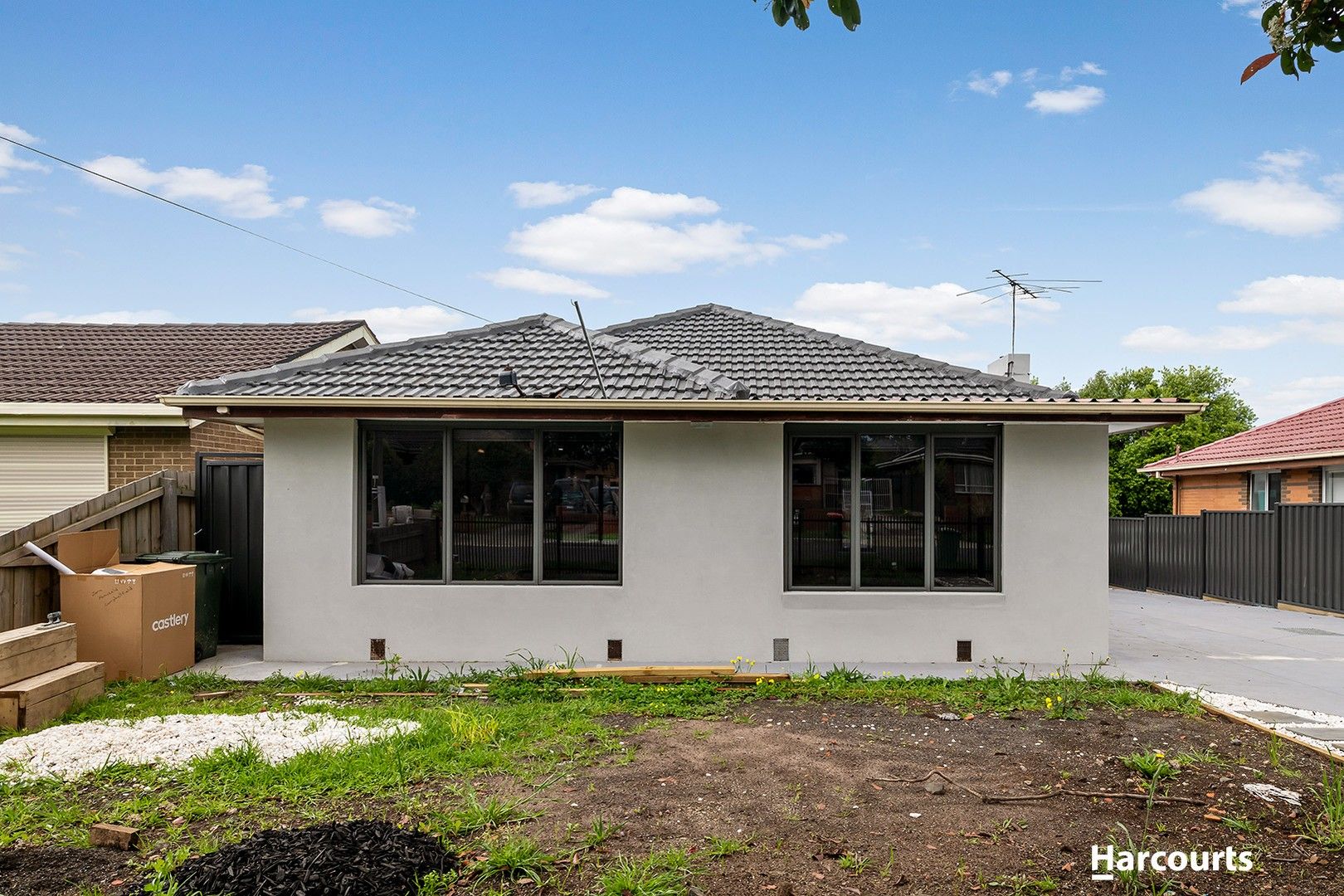 3 bedrooms House in 1/24 Chestnut Street CAMPBELLFIELD VIC, 3061