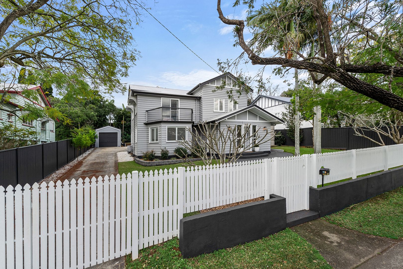 220 Cliveden Avenue, Corinda QLD 4075, Image 1