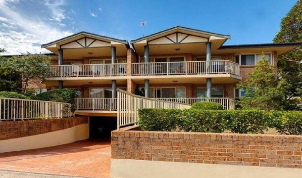 2/8-10 Clarke Street, Narrabeen NSW 2101