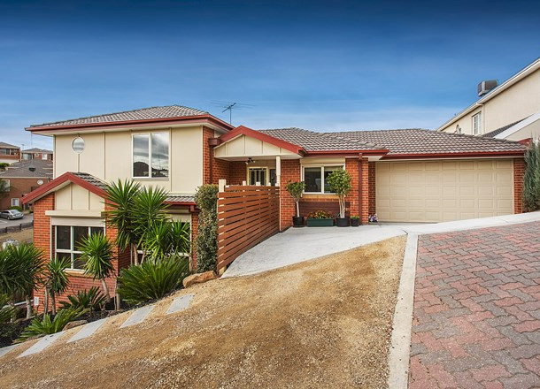 1/5 Weyburn Place, Avondale Heights VIC 3034