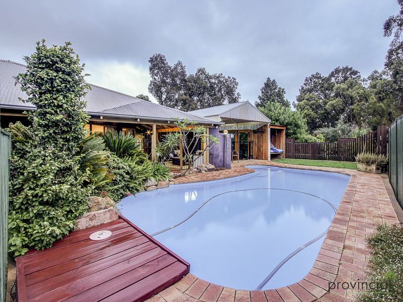 2 Archibald Place, Lesmurdie WA 6076, Image 0