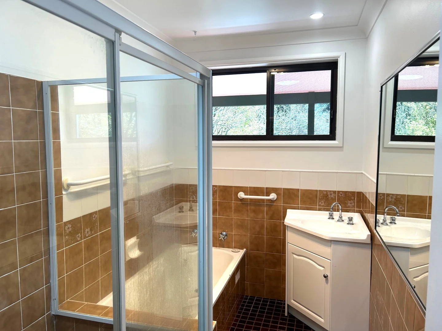 Additional image 14 of 84 Great Western Highway, Woodford NSW 2778