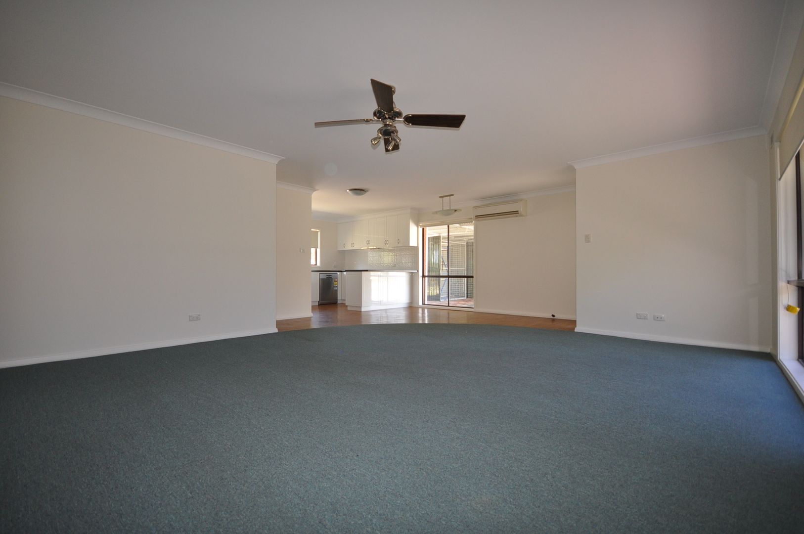 12 Cross Street, Gerogery NSW 2642, Image 2