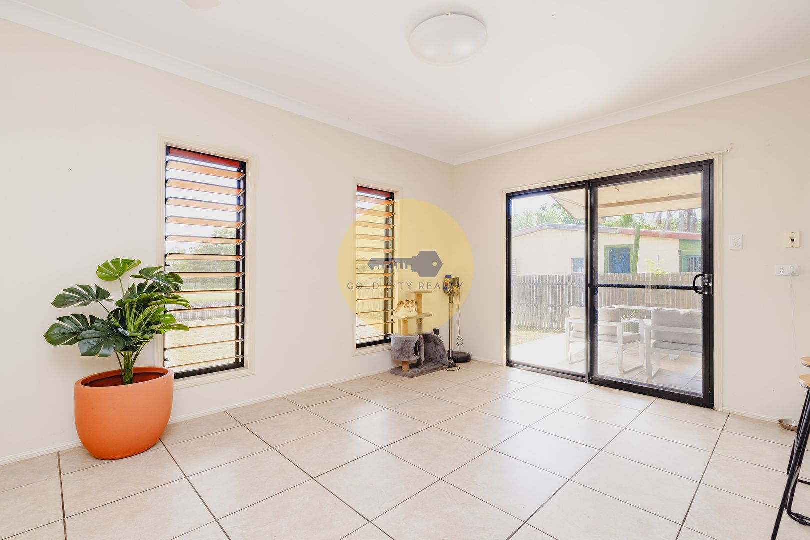 42a Faull Street, Grand Secret QLD 4820, Image 2