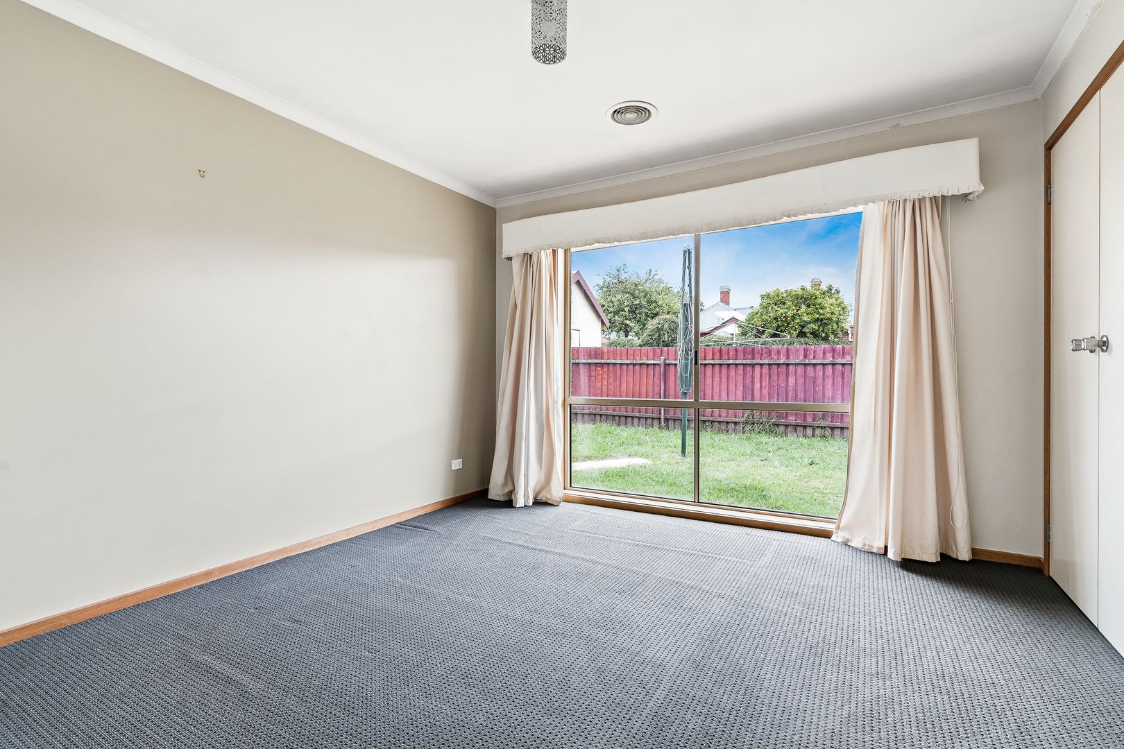 2/737 Lavis Street, East Albury NSW 2640, Image 2