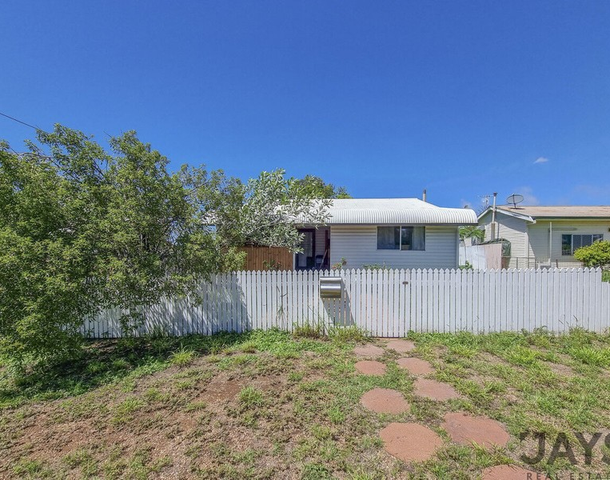 3 Margaret Street, Soldiers Hill QLD 4825