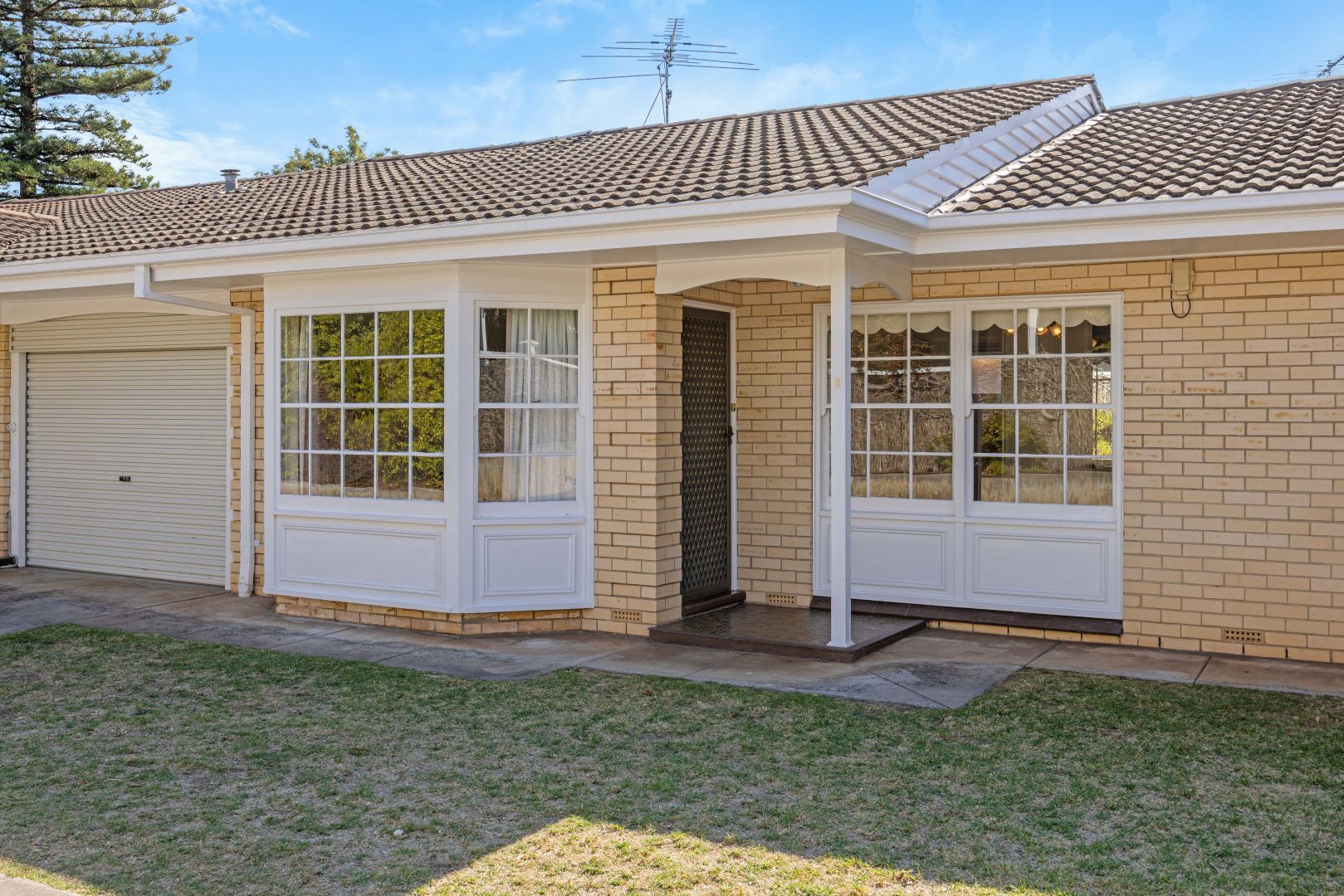 2/15 Brigalow Avenue, Kensington Gardens SA 5068, Image 1