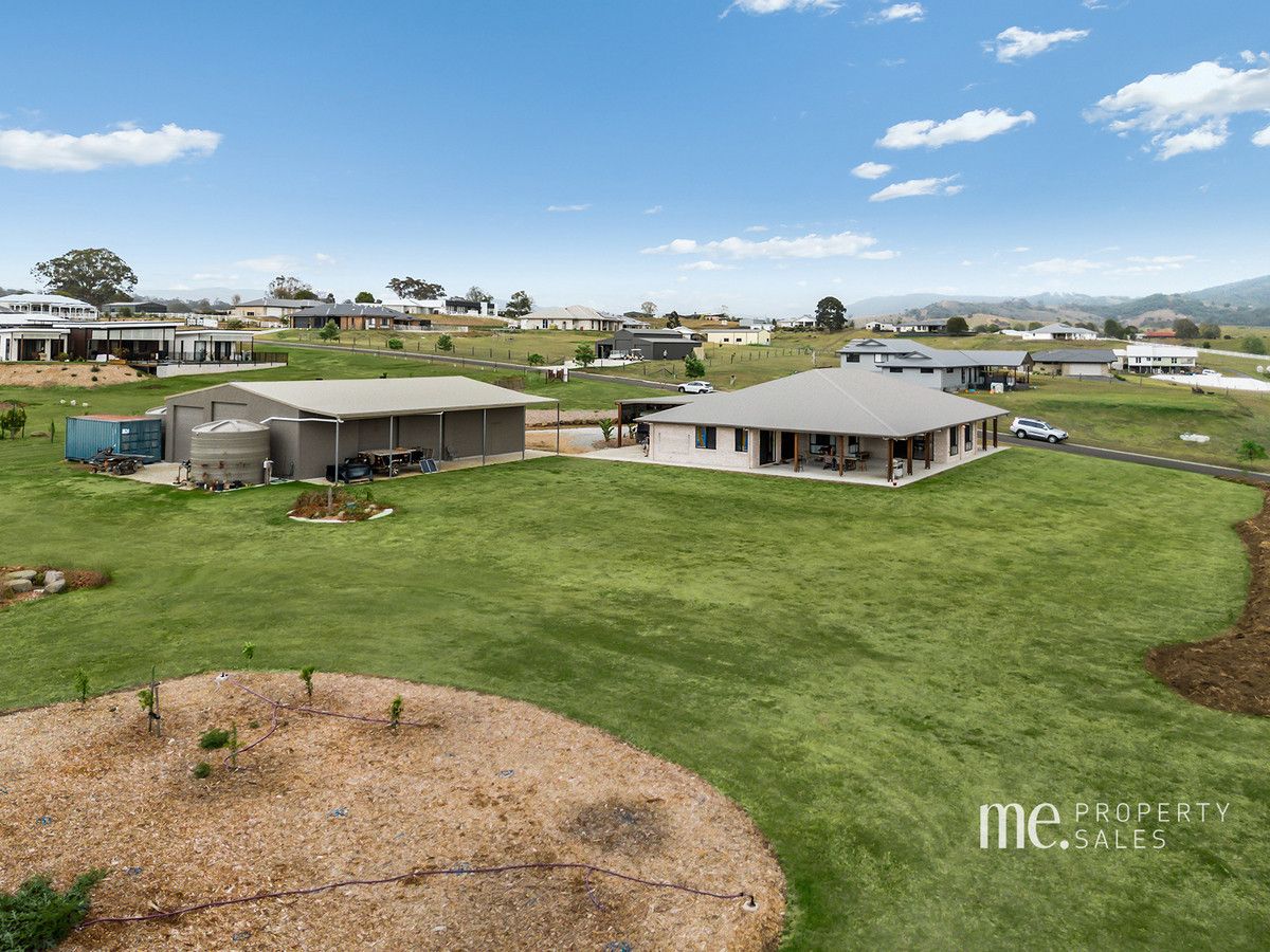 4 bedrooms House in 97 Diane Drive DAYBORO QLD, 4521