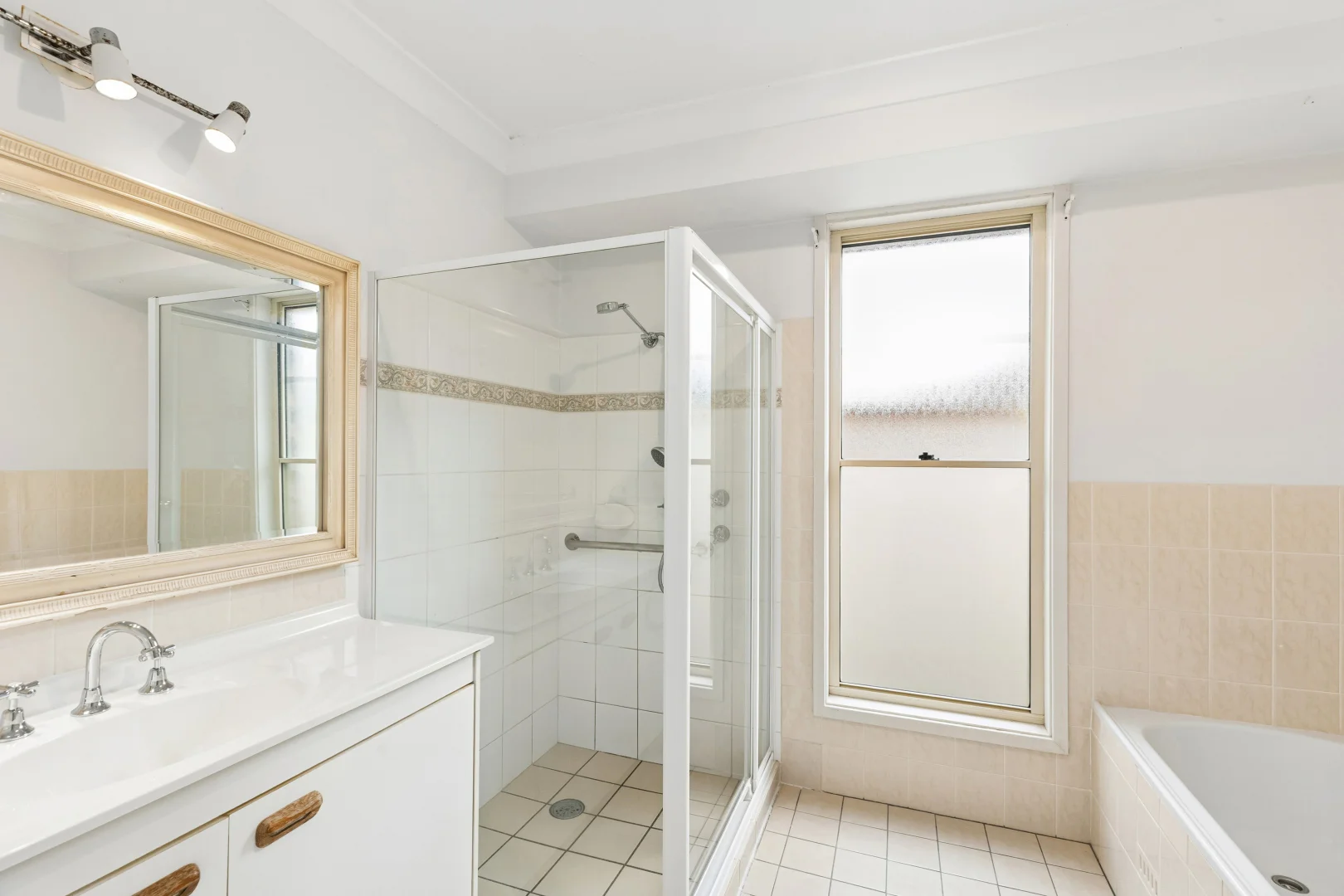 Additional image 7 of 21 Samantha Crescent, Kincumber NSW 2251