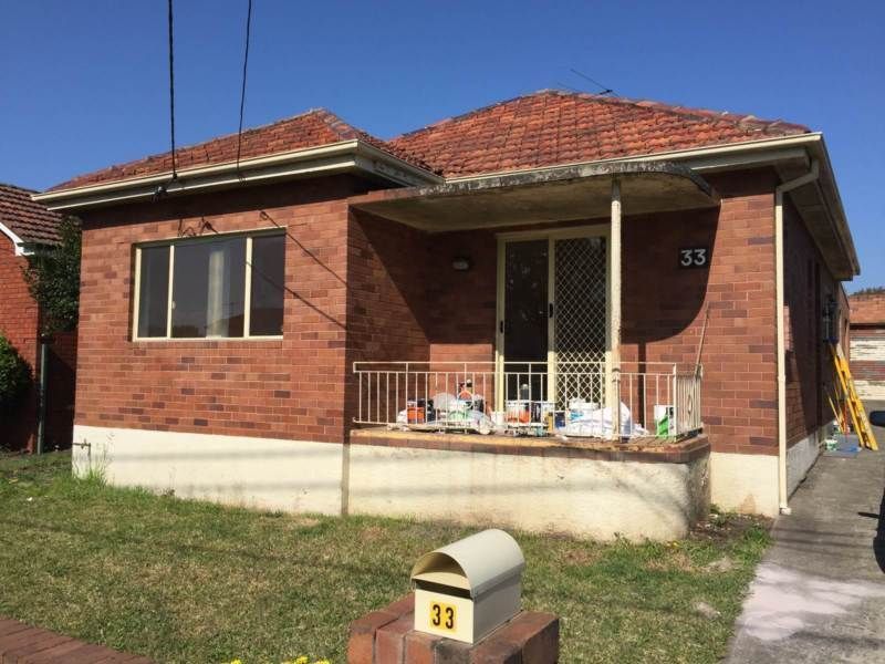 2 bedrooms Semi-Detached in 33 Tallawalla Road BEVERLY HILLS NSW, 2209