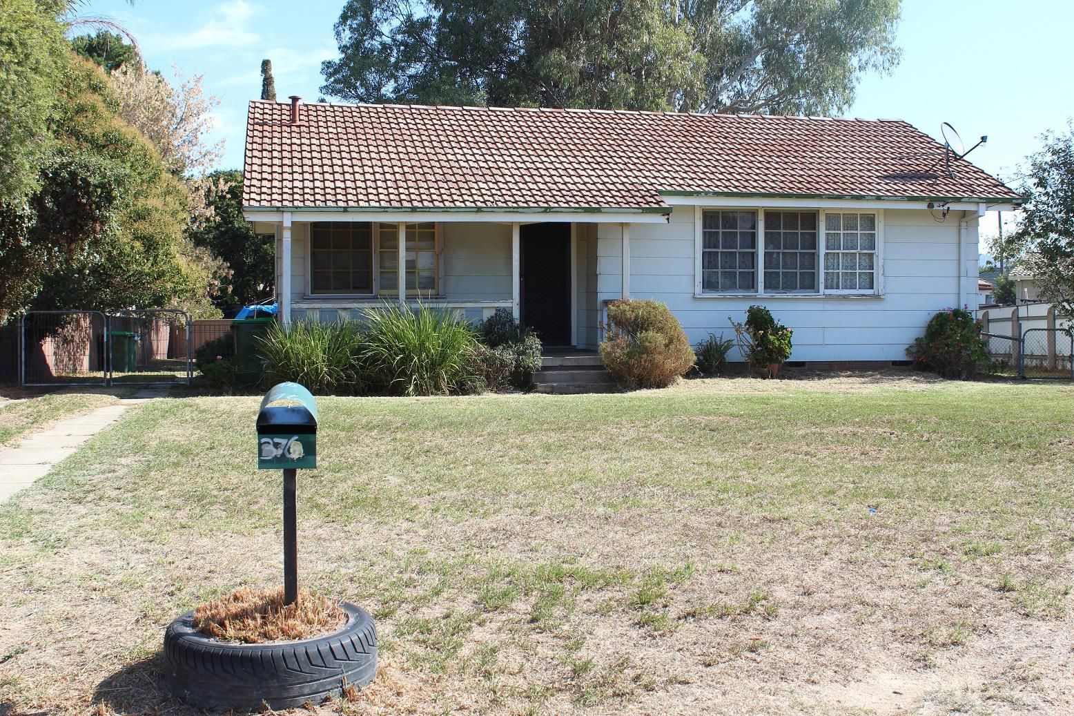 376 Woomera Crescent, Lavington NSW 2641