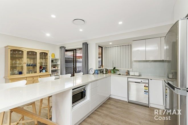 Picture of 25/35 ST KEVINS Avenue, BENOWA QLD 4217