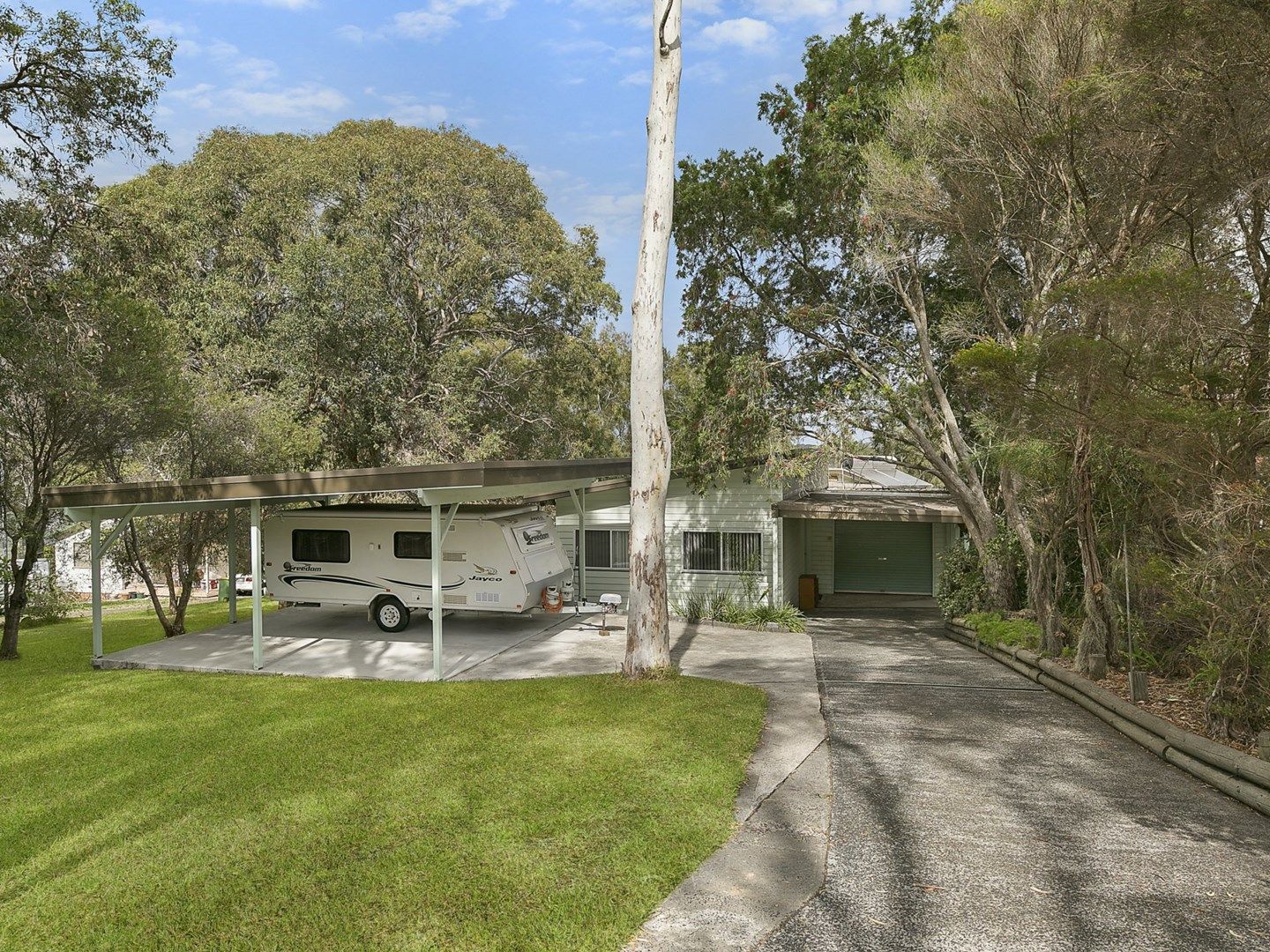 34 Diamond Head Drive, Budgewoi NSW 2262, Image 1