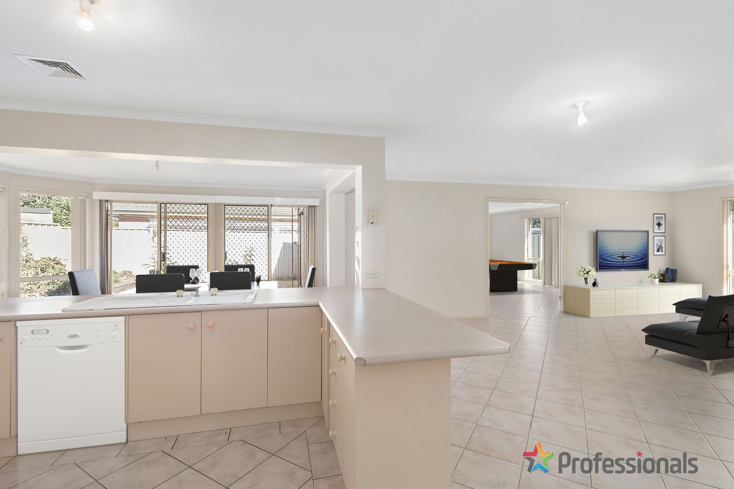 7 Brayton Close, Prestons NSW 2170, Image 0