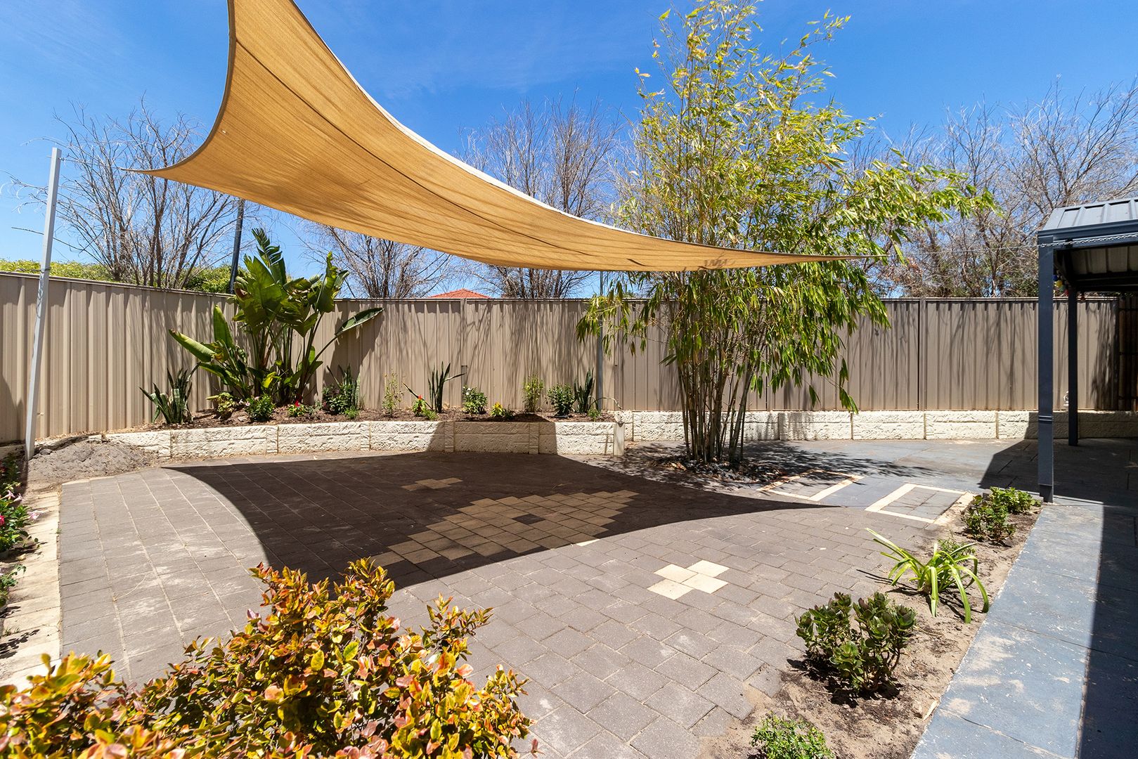 21 Amherst Road, Canning Vale WA 6155, Image 1