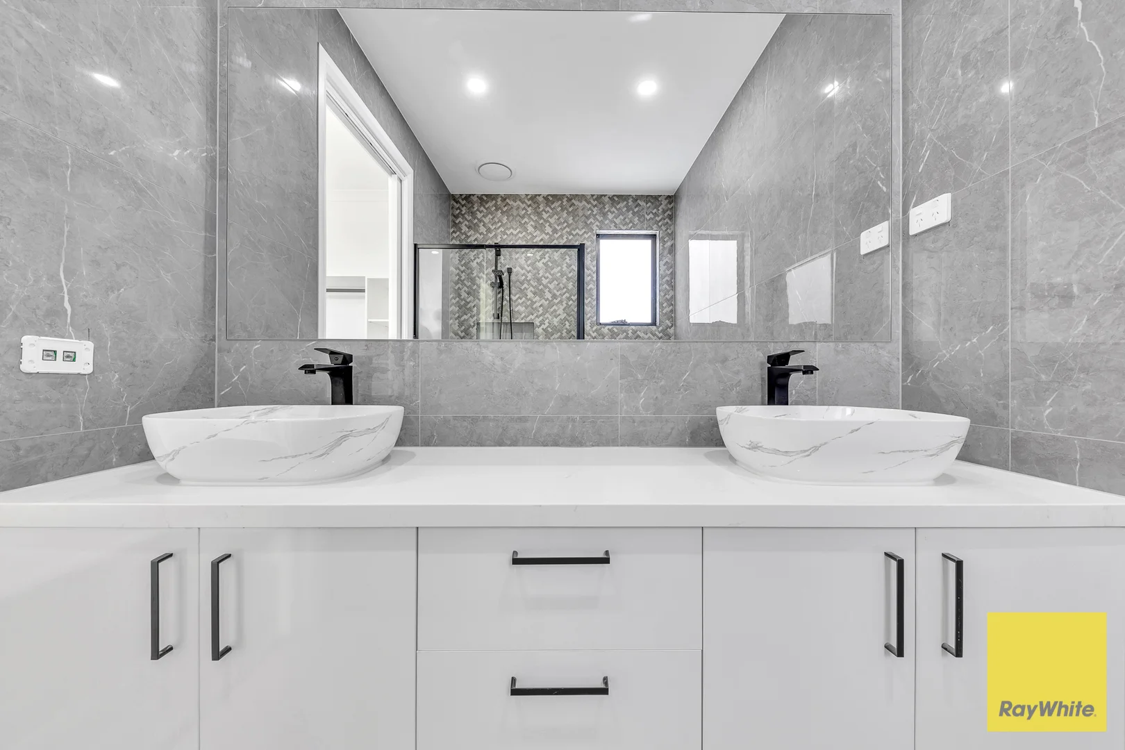 Additional image 18 of 177 Whitecross Drive, Thornhill Park VIC 3335