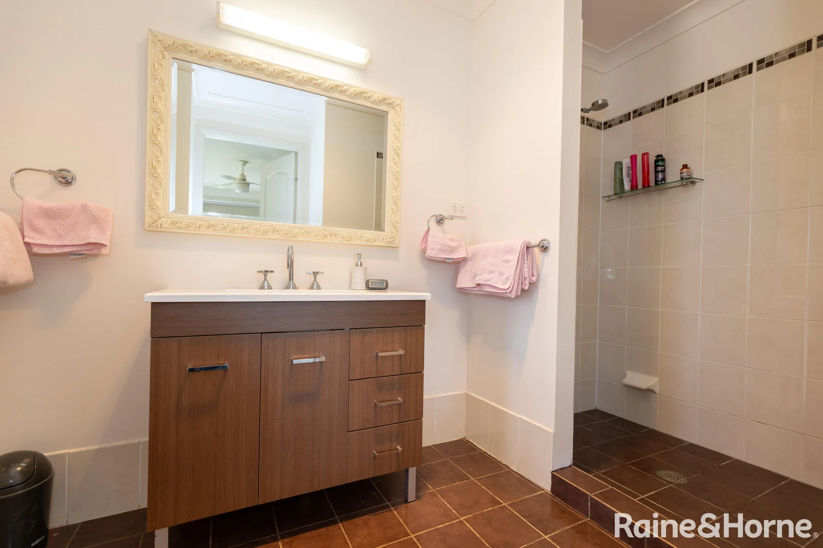 Additional image 9 of 86 Lake Inverell Drive, Inverell NSW 2360