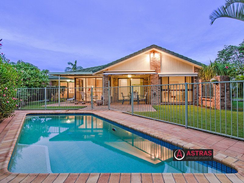 82 Martingale Circuit, Clear Island Waters QLD 4226, Image 1