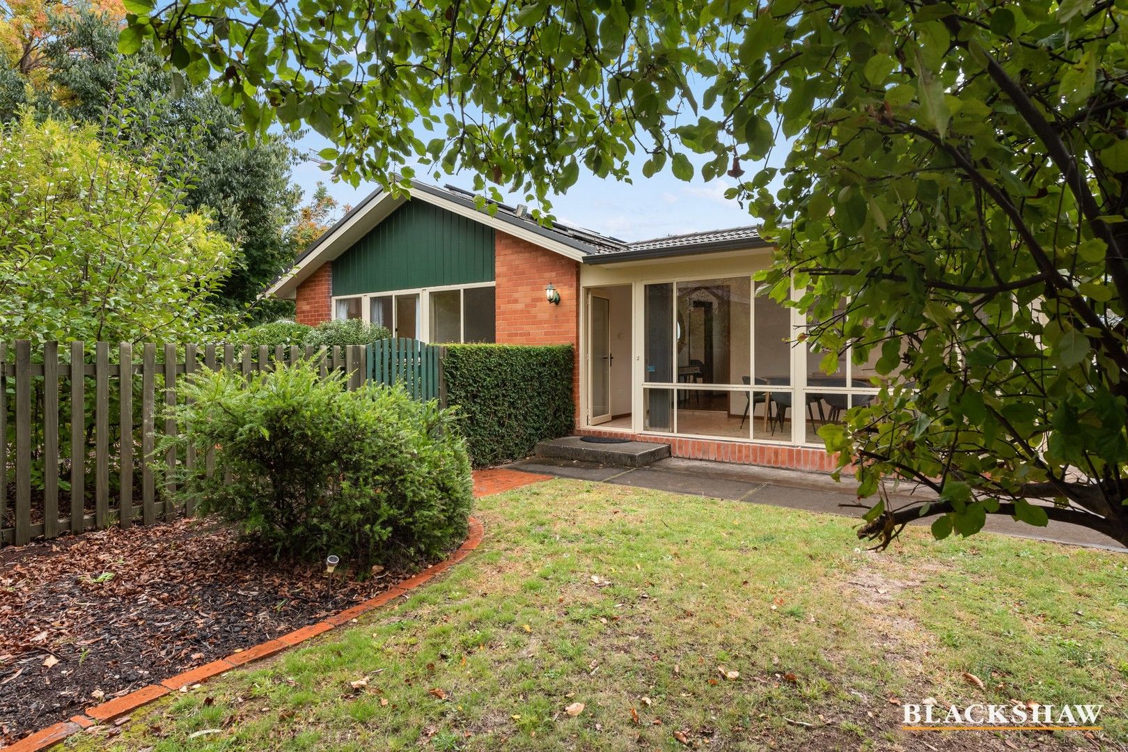 4 bedrooms House in 4 Esson Place GARRAN ACT, 2605