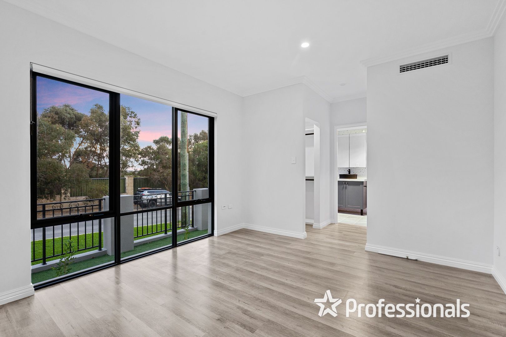 127 A/B/C Wilmington Crescent, Balga WA 6061, Image 2