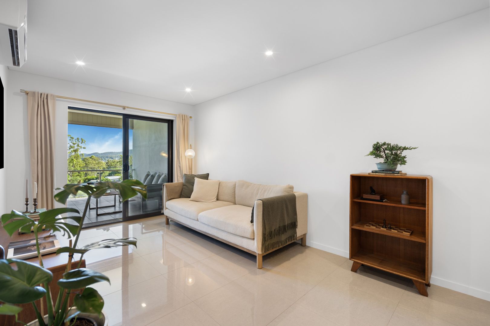 18/70 Warringah Street, Everton Park QLD 4053, Image 2