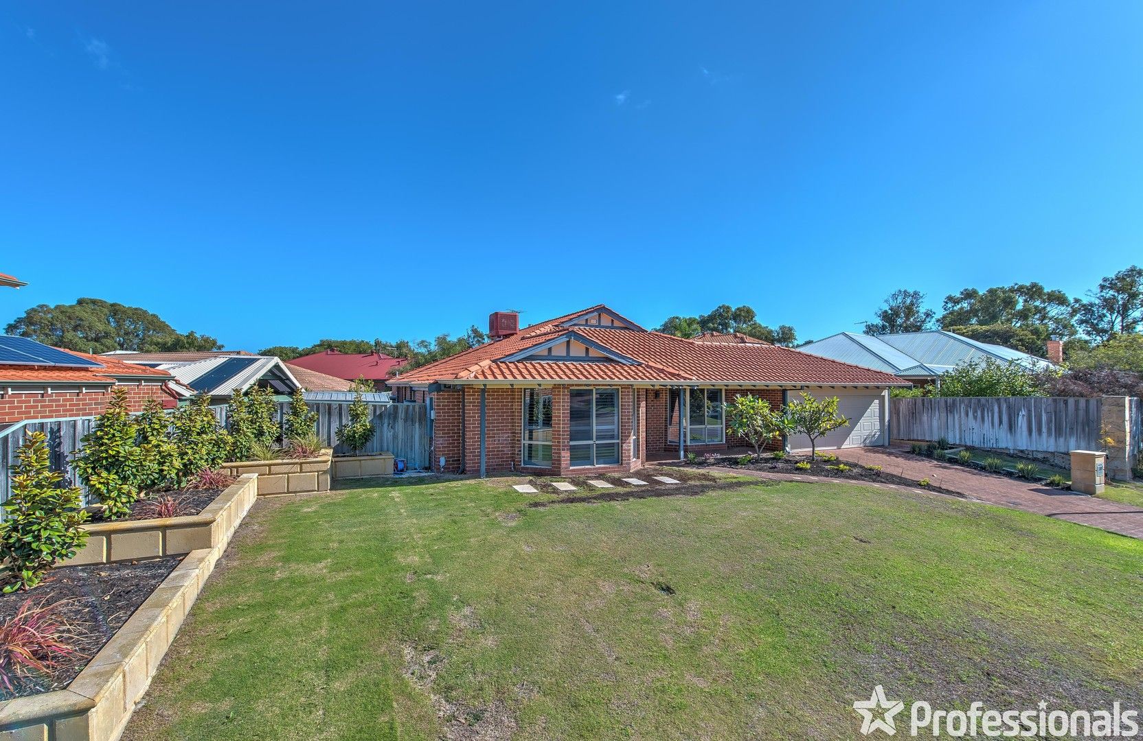 24 Waterston Gardens, Hillarys WA 6025, Image 1