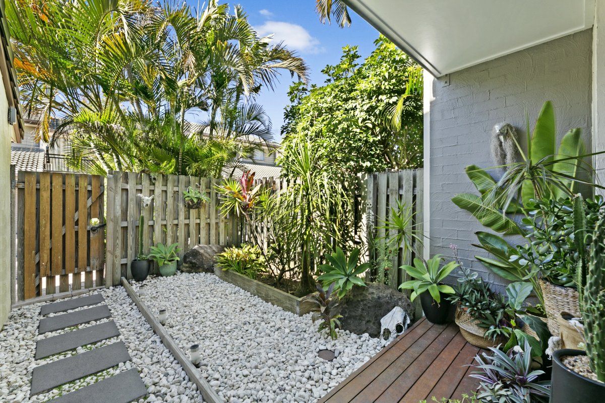 11/40 Sunbird Street, Burleigh Waters QLD 4220, Image 2