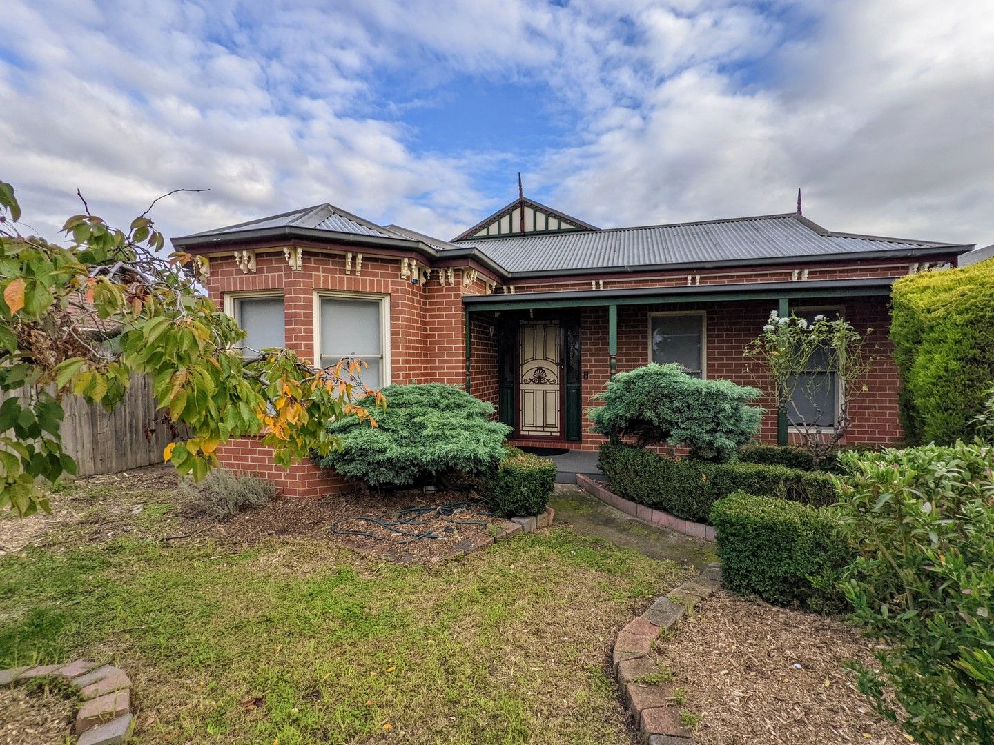 3 bedrooms House in 32 Hutzul Ct DELAHEY VIC, 3037