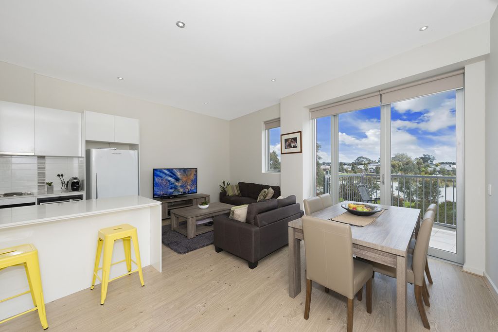 Apt 6/107 Hazel Glen Drive, Doreen VIC 3754, Image 2