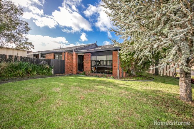 Picture of 110 Melba Avenue, SUNBURY VIC 3429