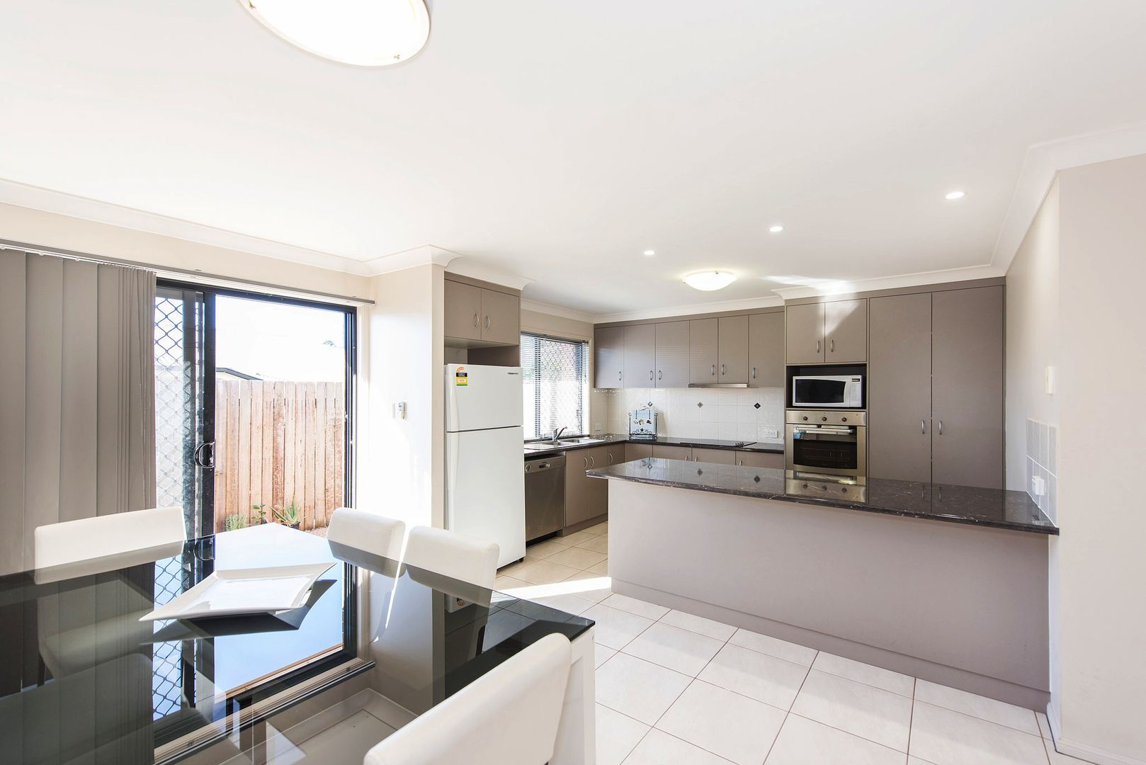 Unit 1/16 Sambar Ct, Kearneys Spring QLD 4350, Image 1