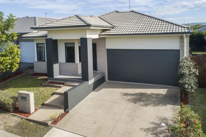 Picture of 15 Hassall Way, GLENMORE PARK NSW 2745