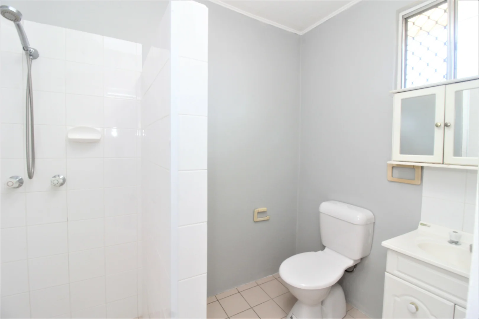 Additional image 5 of Unit 1/102 Trainor St, Mount Isa QLD 4825