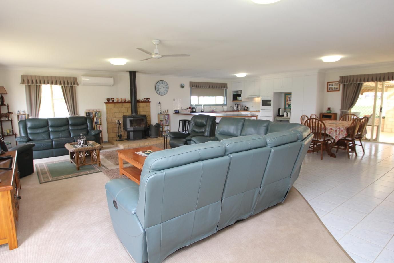 22 Aldershot Road, Tenterfield NSW 2372, Image 1