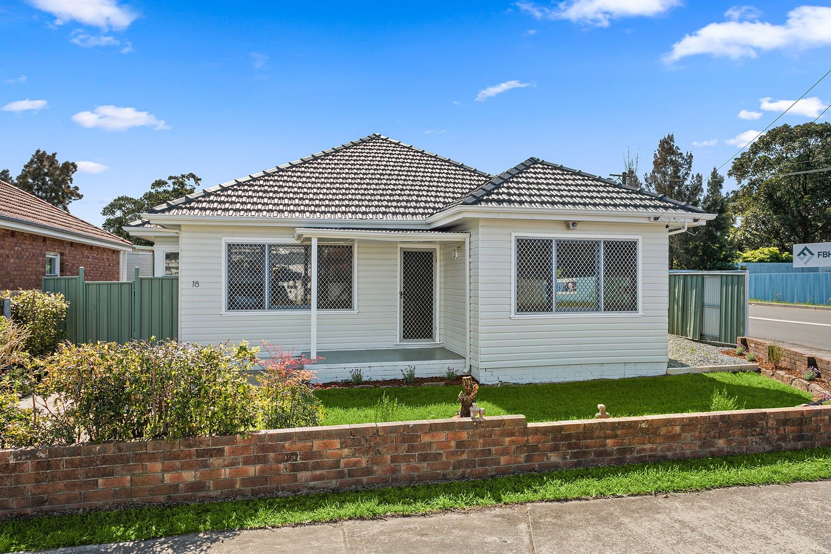 18 Ajax Avenue, North Wollongong Property History & Address Research