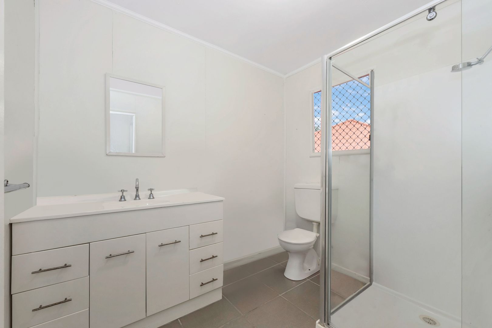 122 Twelfth Avenue, Railway Estate QLD 4810, Image 2