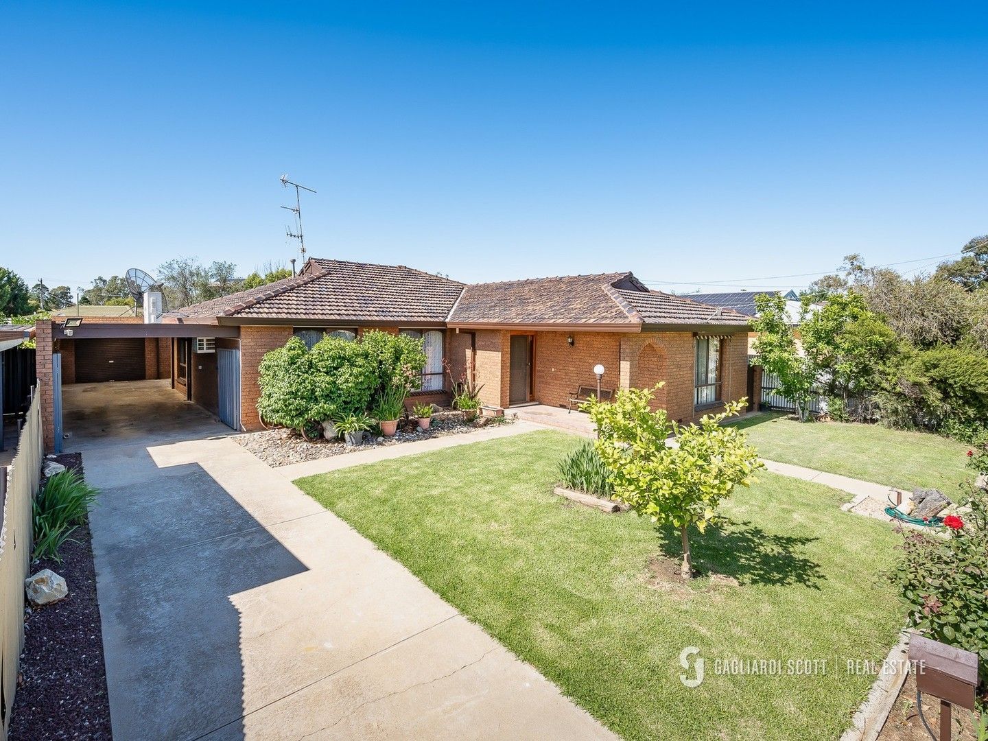4 bedrooms House in 41 Daisy Street MOOROOPNA VIC, 3629