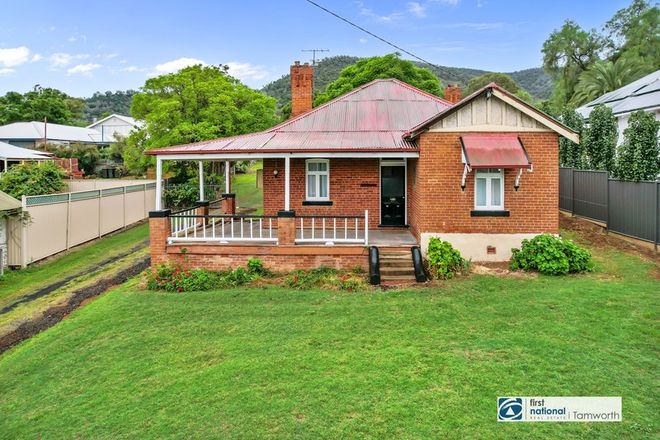 Picture of 86 Upper Street, TAMWORTH NSW 2340