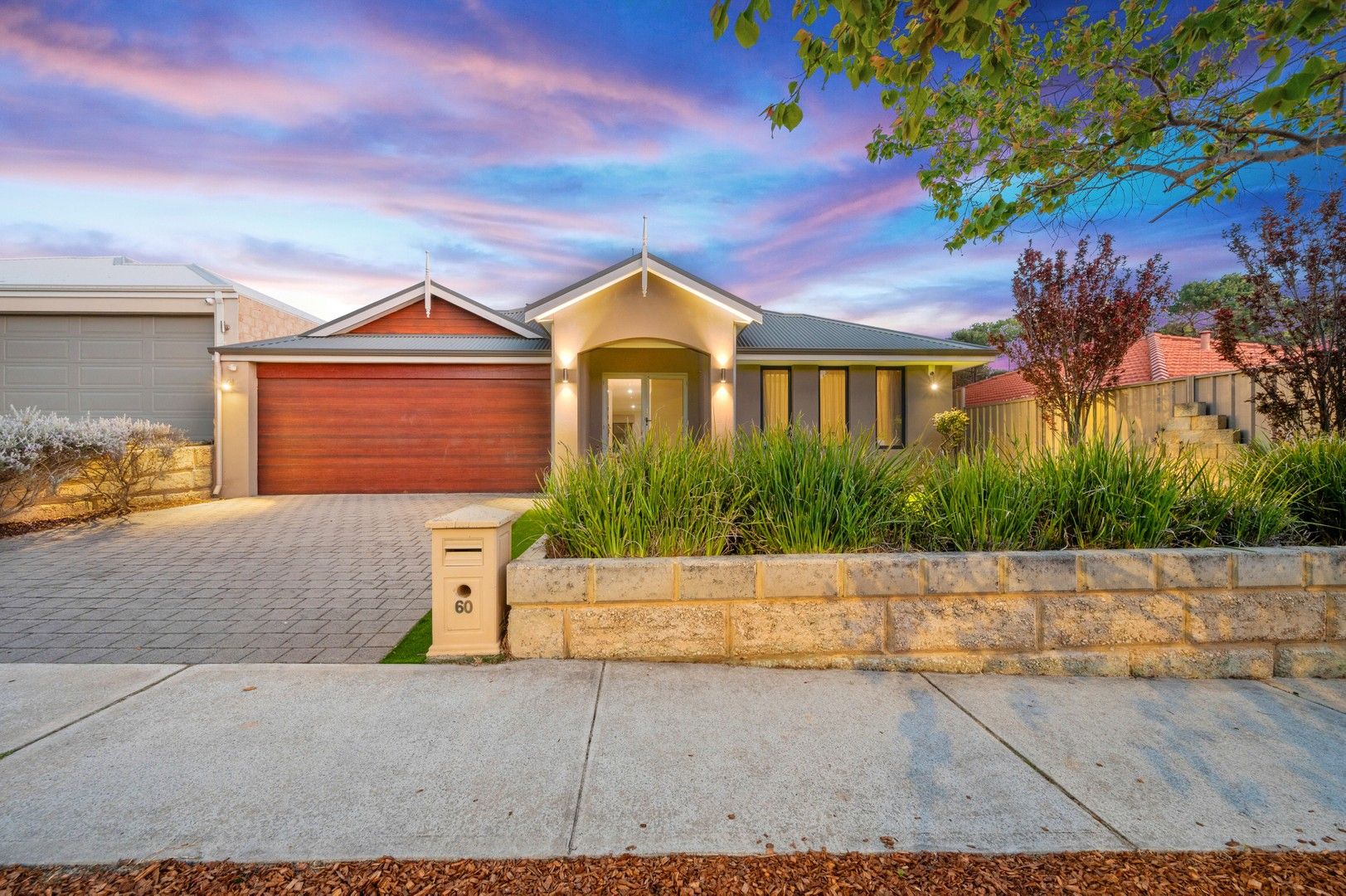 4 bedrooms House in 60 Riverview Road EAST VICTORIA PARK WA, 6101