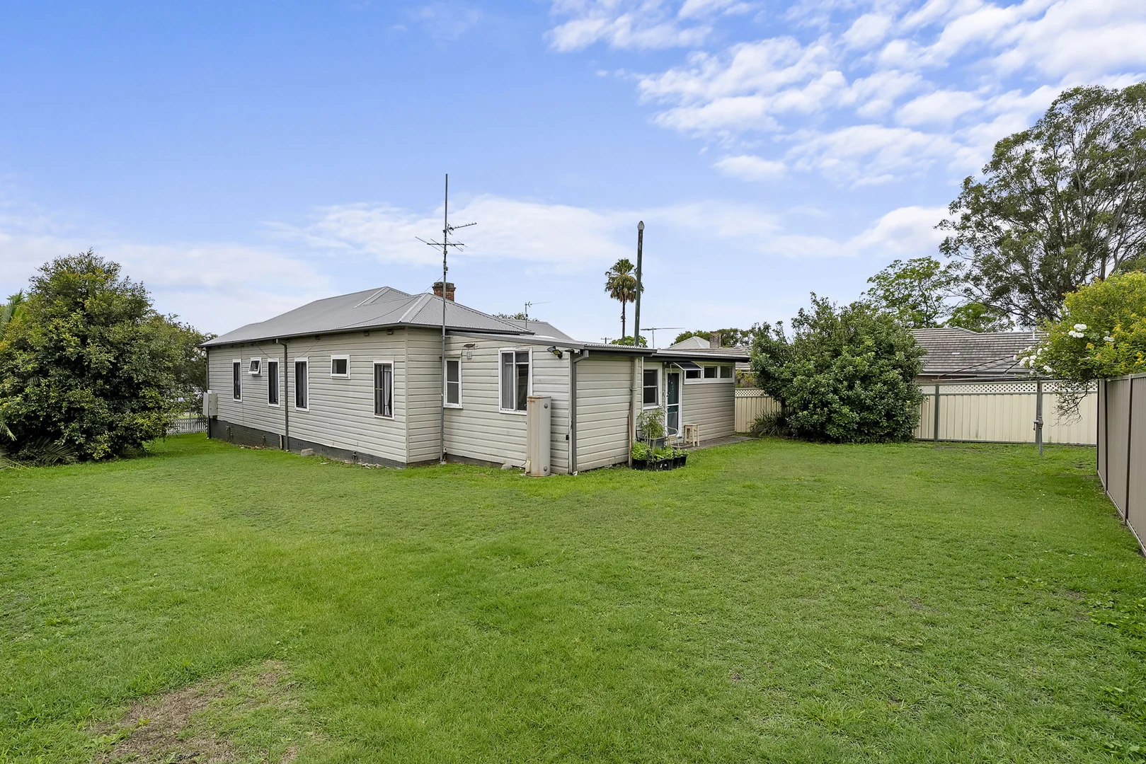 Additional image 5 of 2/243 Maitland Road, Cessnock NSW 2325