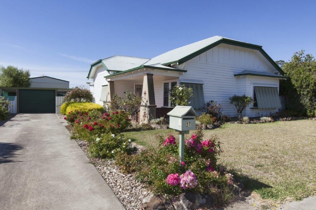 2 bedrooms House in 27 Tobin Street ARARAT VIC, 3377