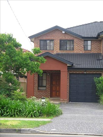 31 St Johns Road, Canley Heights NSW 2166