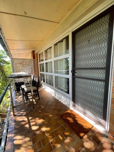 2 bedrooms Apartment / Unit / Flat in 153 Coonan Street INDOOROOPILLY QLD, 4068