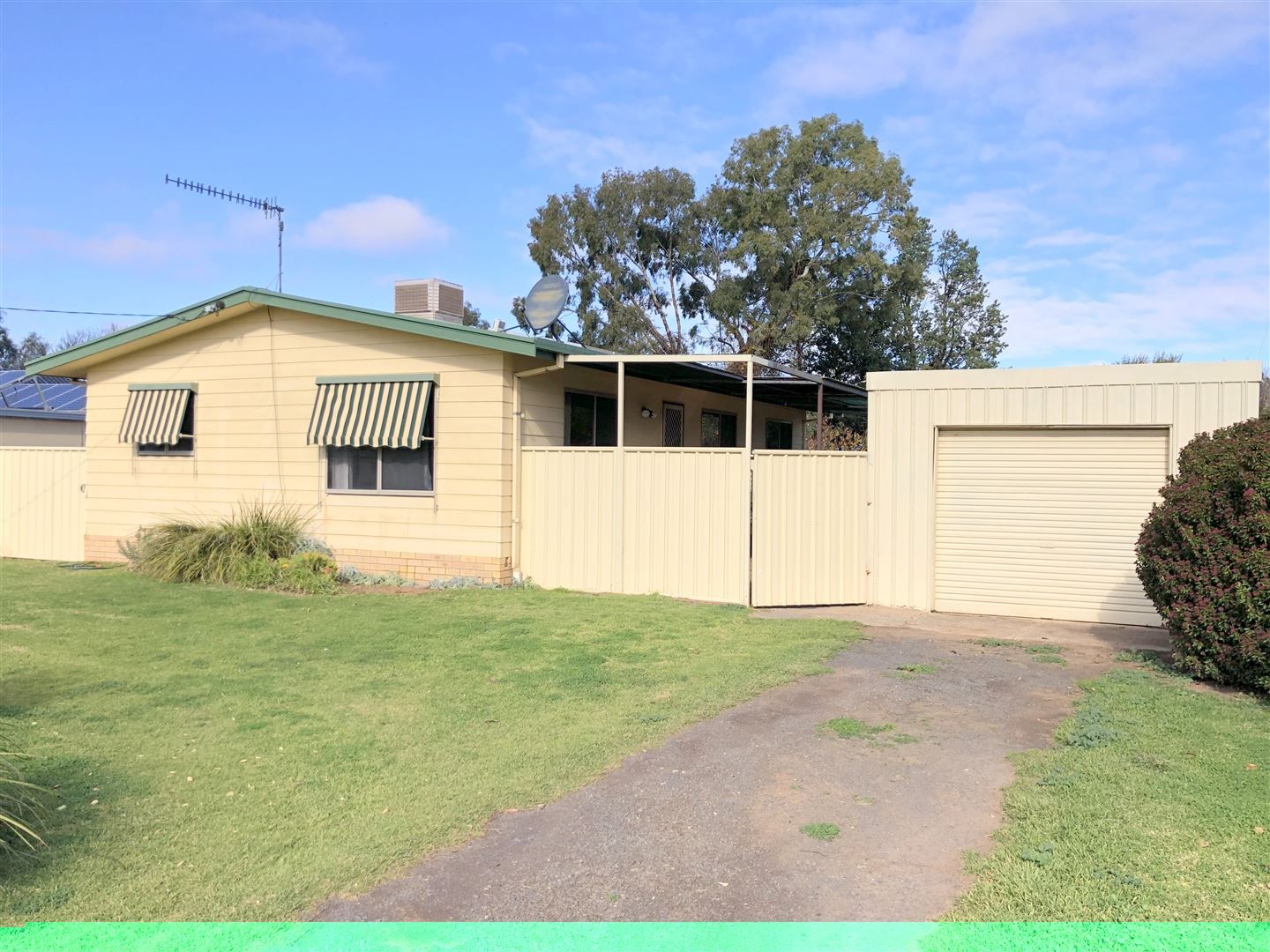 32 Demamiel Street, Darlington Point NSW 2706, Image 0