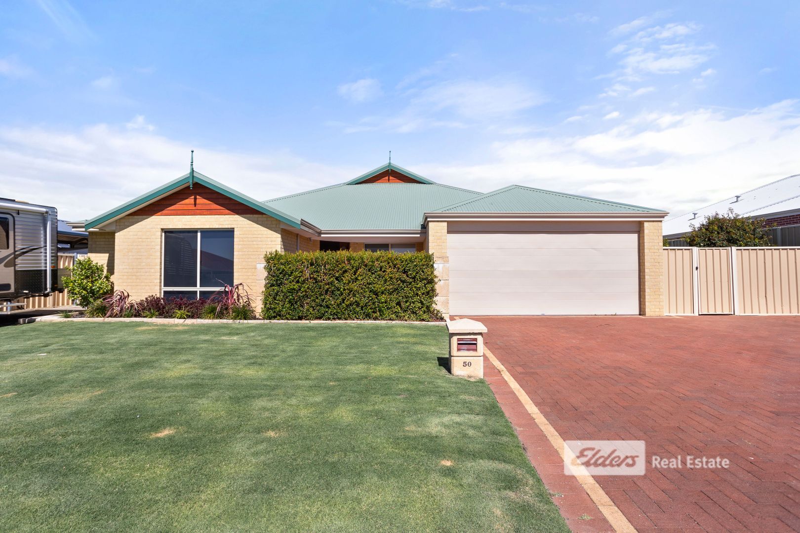 50 Leschenault Parade, Australind WA 6233, Image 2