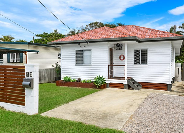 43 Bailey Street, Woody Point QLD 4019