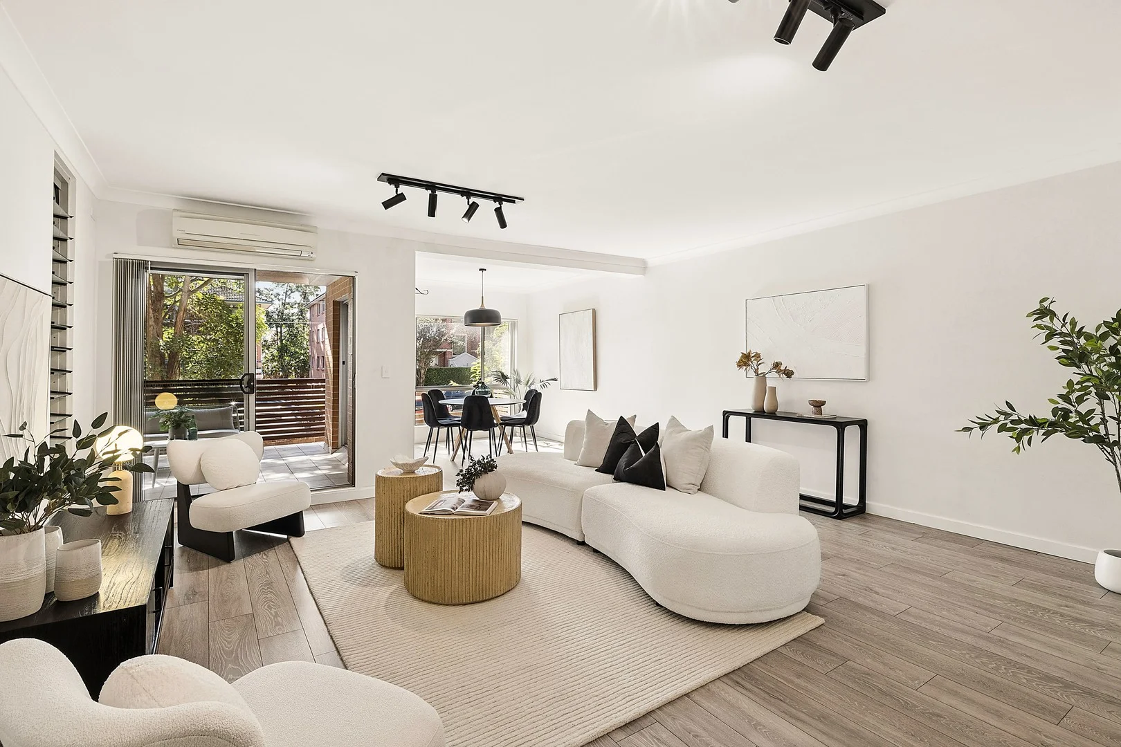 2/13 Mill Street, Carlton NSW 2218